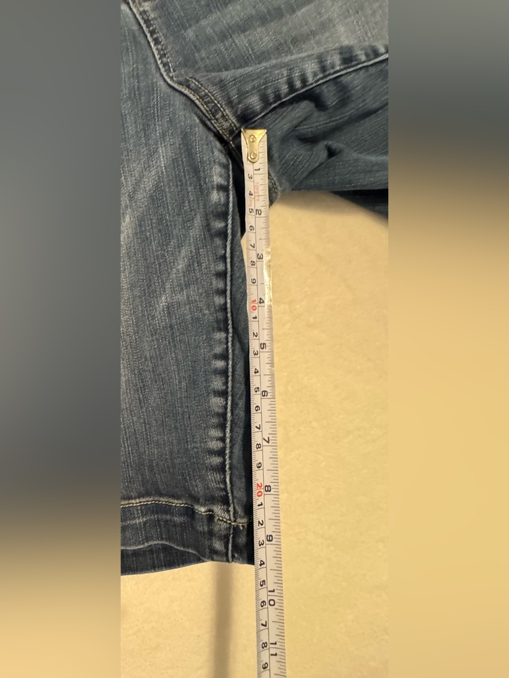 Torrid Premium Denim High Rise Stretch Slight Distressed Bermuda Shorts Size 22 - Picture 7 of 7